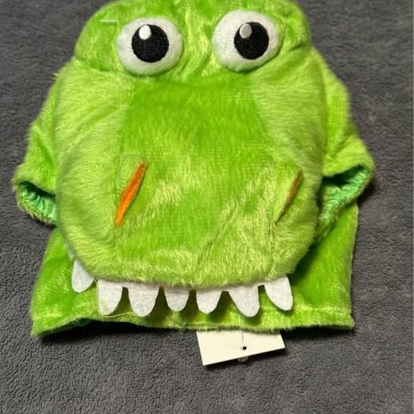 New Baby Green Dinosaur Halloween Costume (Size: 6-12 Months) - Picture 3 of 8